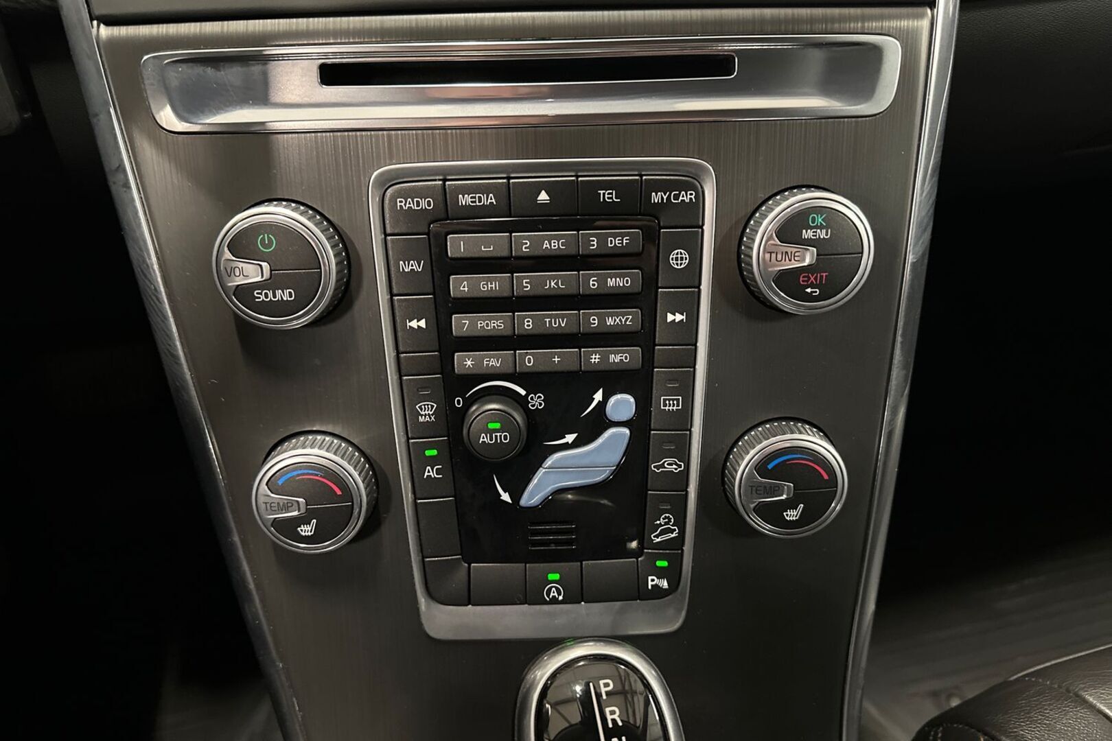 VOLVO XC60 17