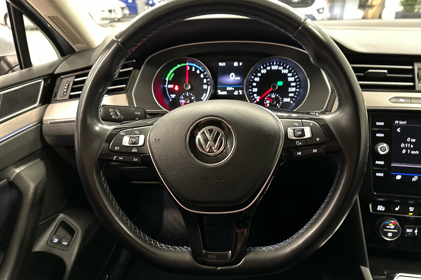 VOLKSWAGEN Passat 2018