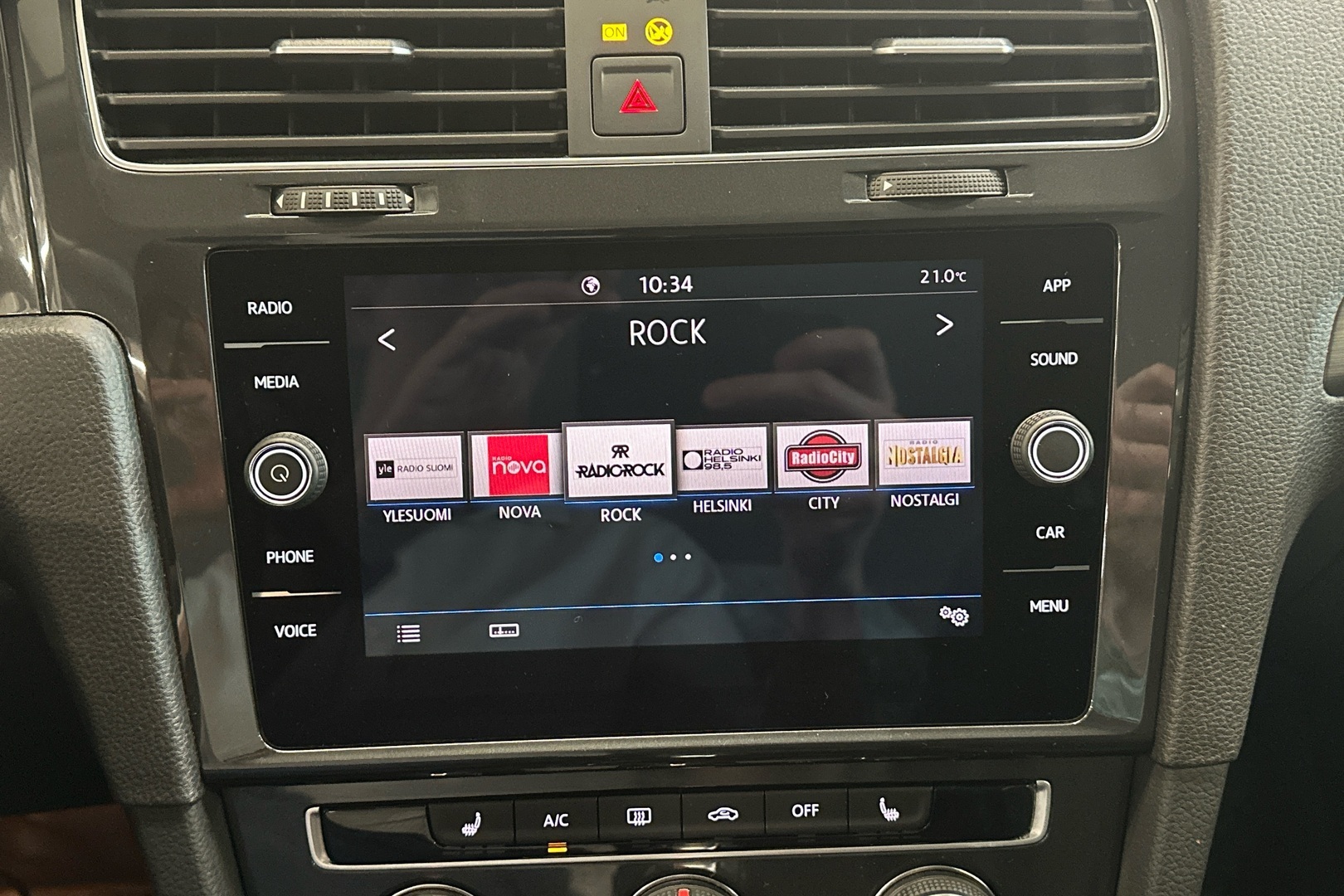 VOLKSWAGEN Golf 2019