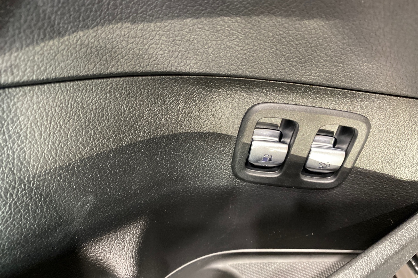 MERCEDES-BENZ C 2022