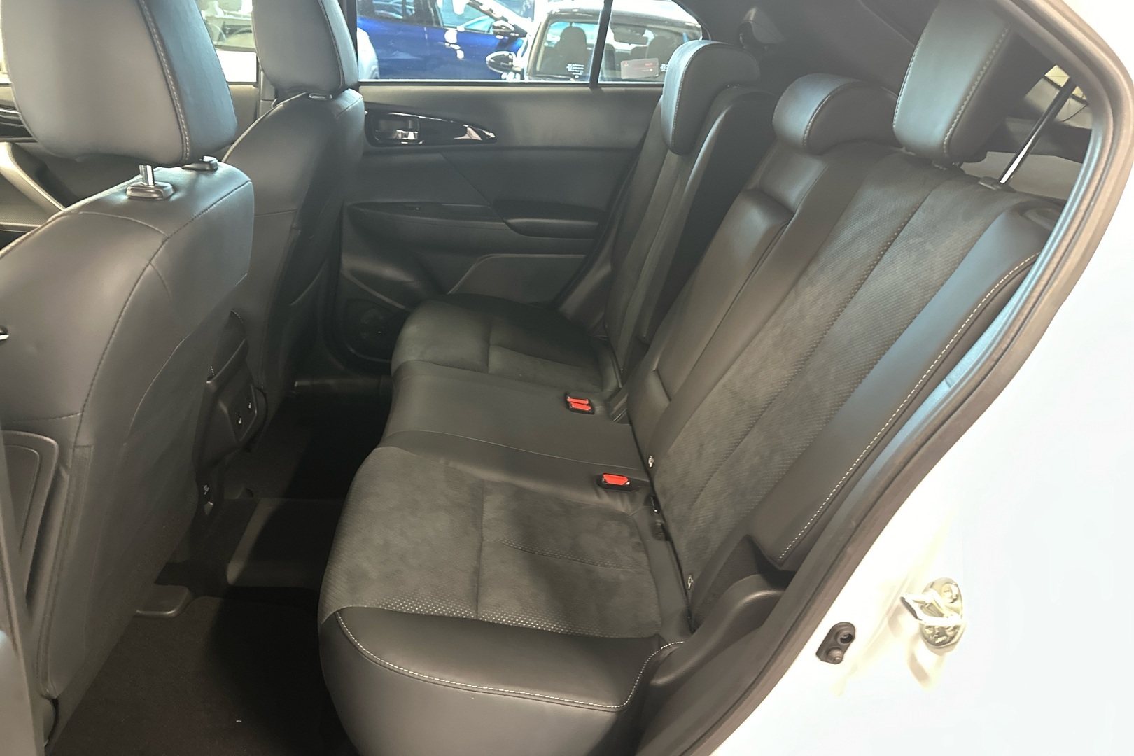 MITSUBISHI Eclipse Cross 2024