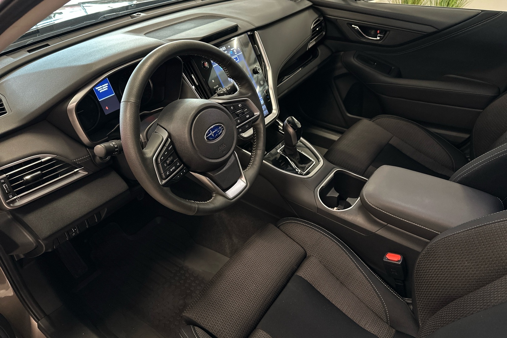 SUBARU Outback 2024