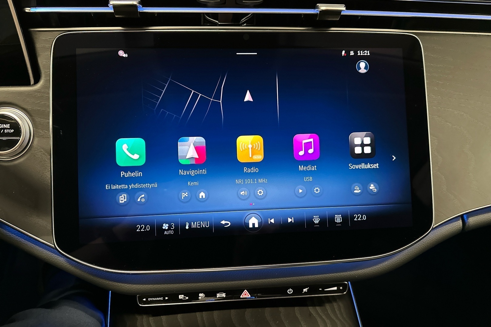 MERCEDES-BENZ E 2025