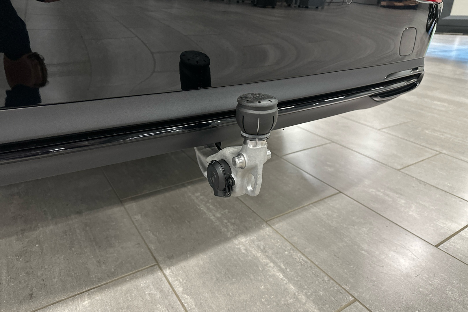 MERCEDES-BENZ E 2025