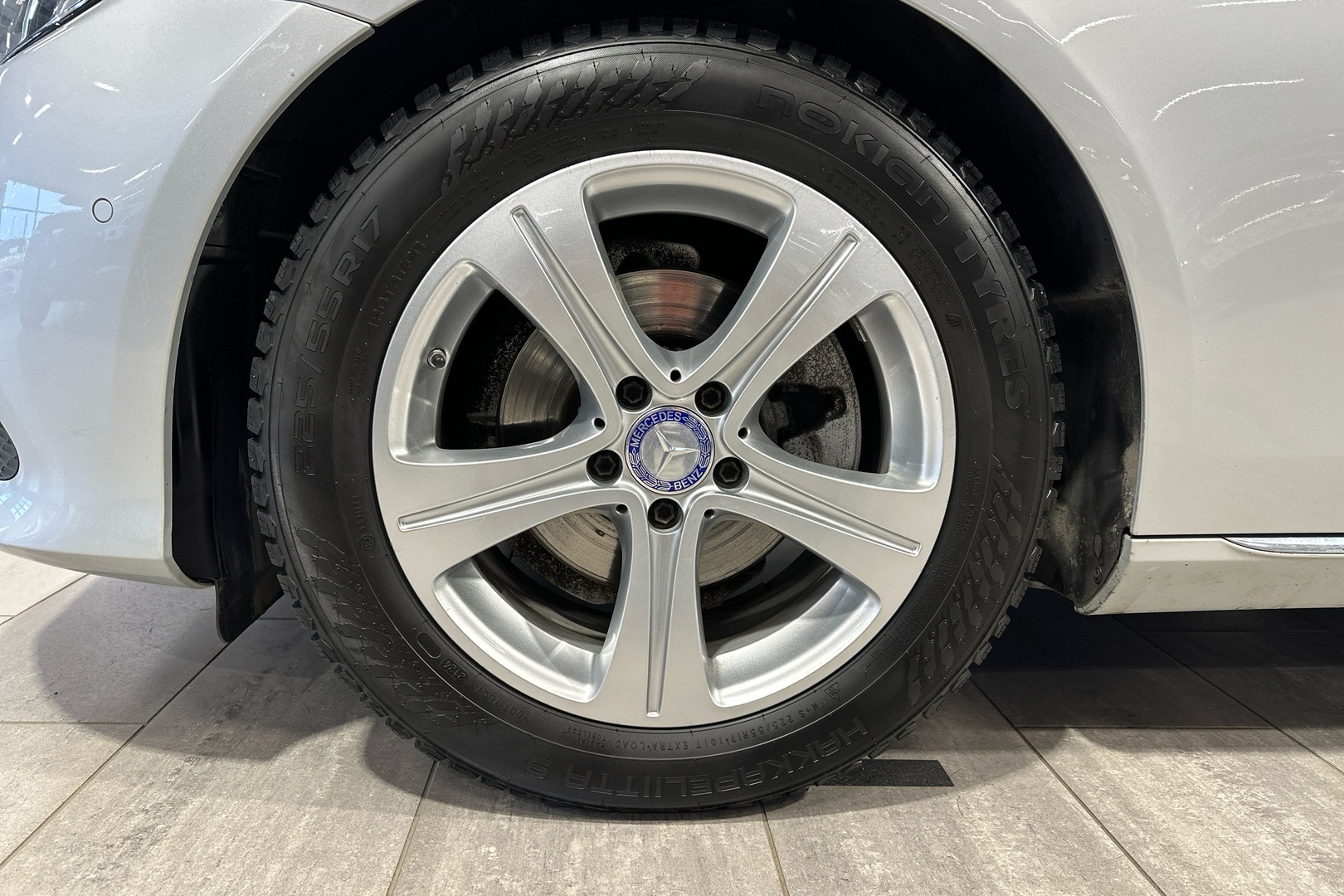 MERCEDES-BENZ E 2017