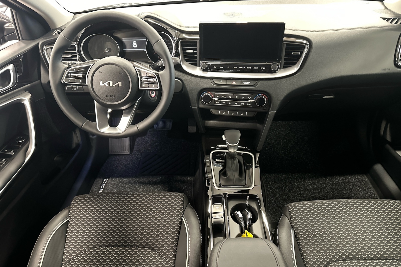 KIA XCeed 2025