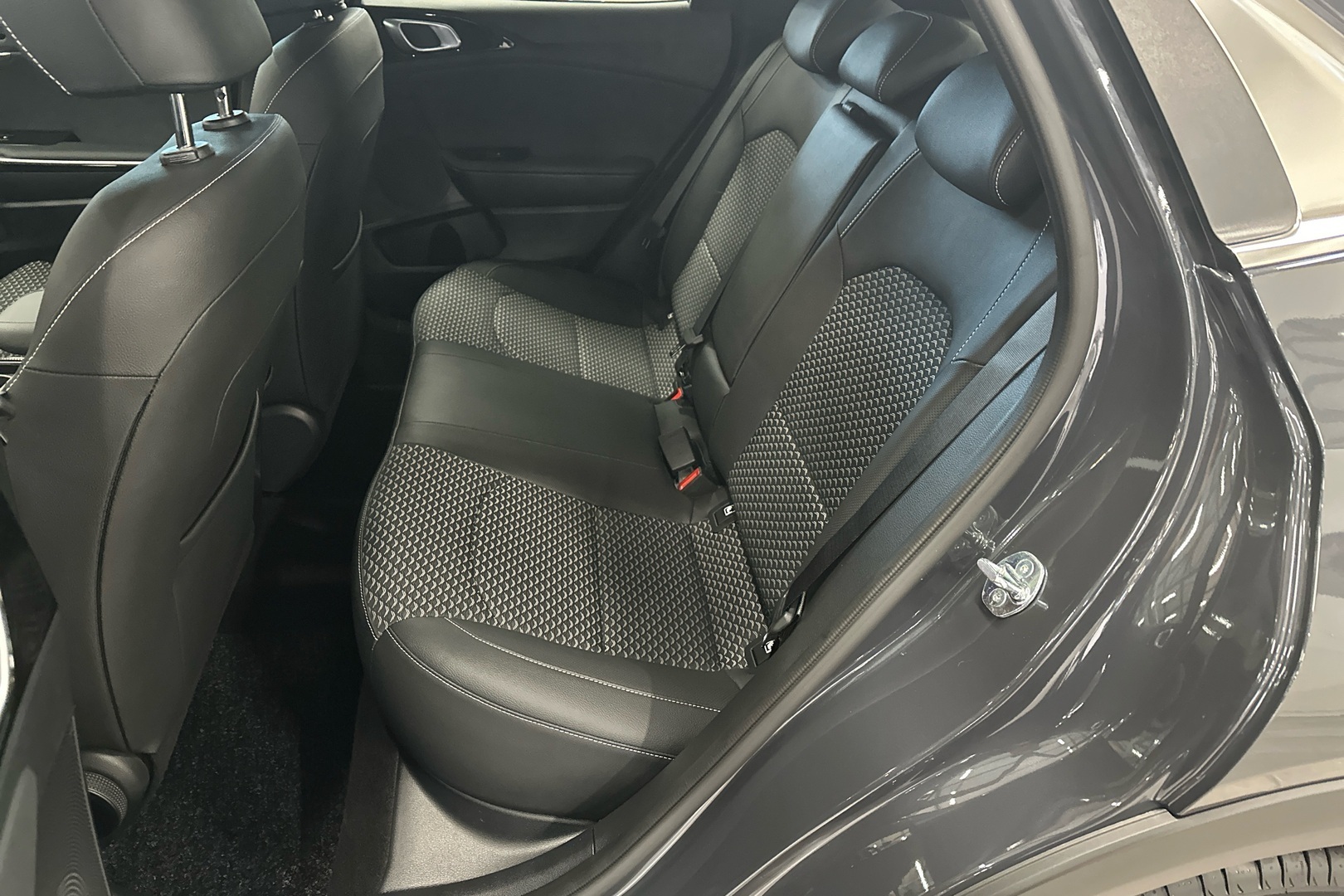 KIA XCeed 2025