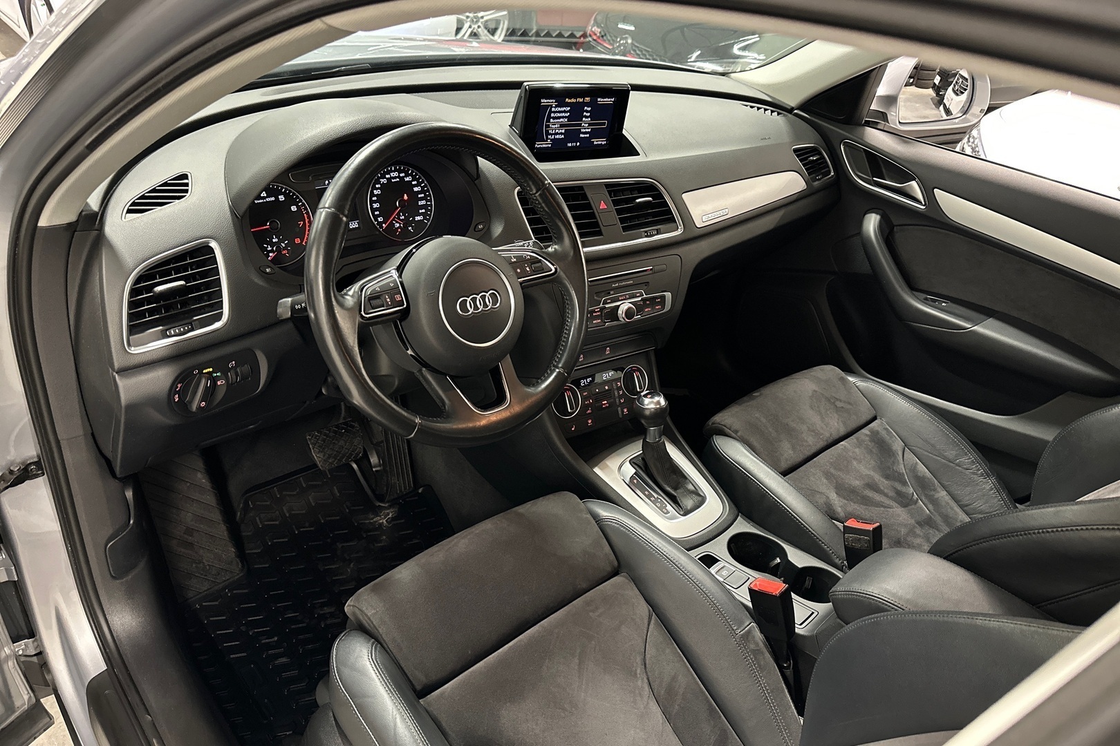 AUDI Q3 2015