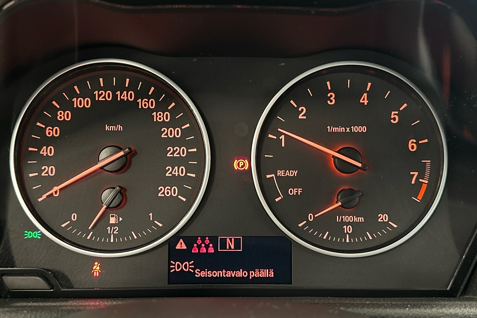 BMW 216 2016