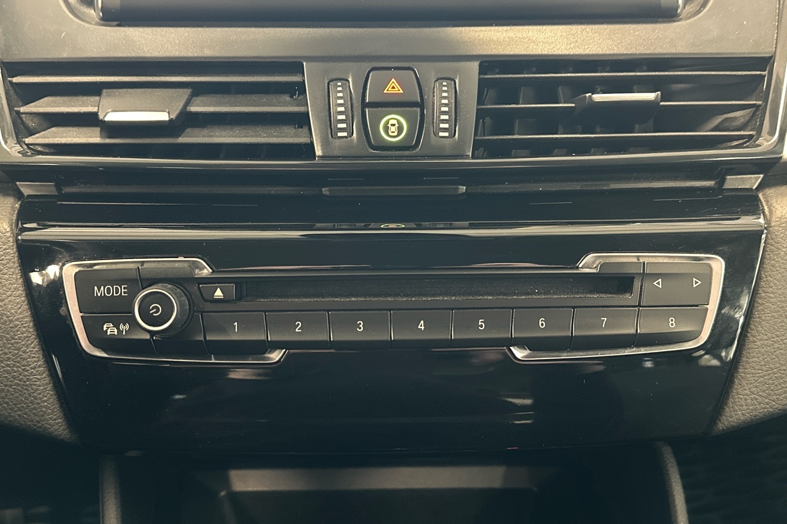 BMW 216 2016