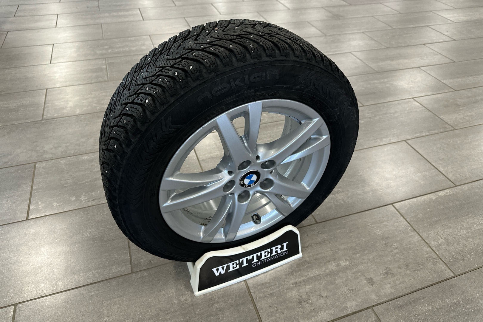 BMW 216 2016