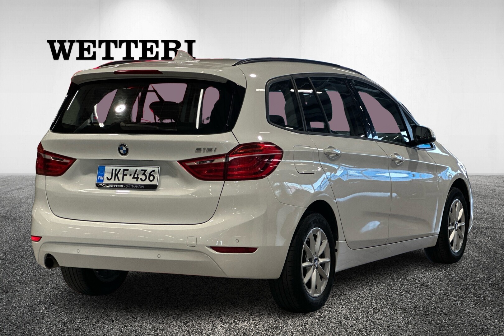 BMW 216 2016