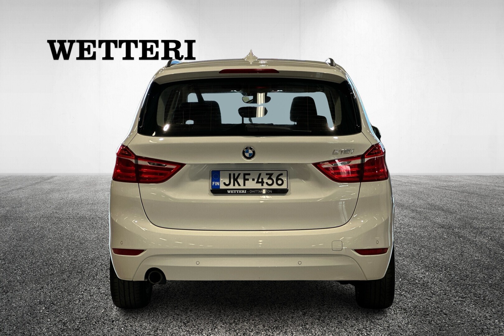 BMW 216 2016
