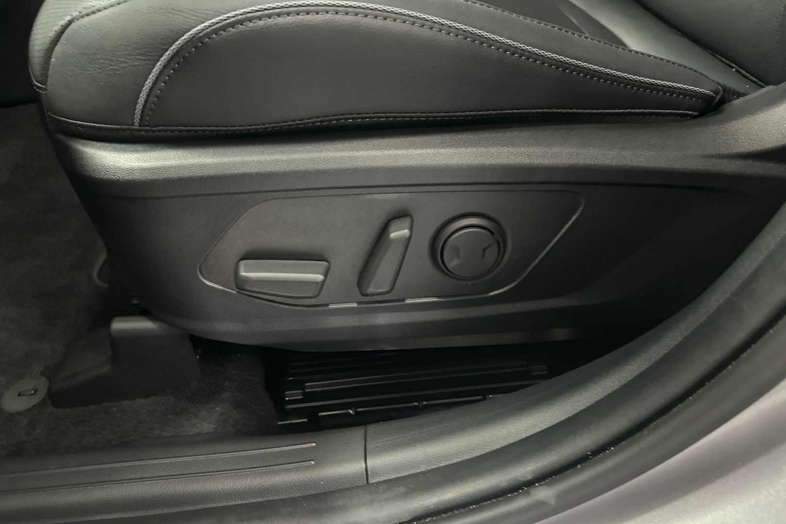 HYUNDAI TUCSON 18