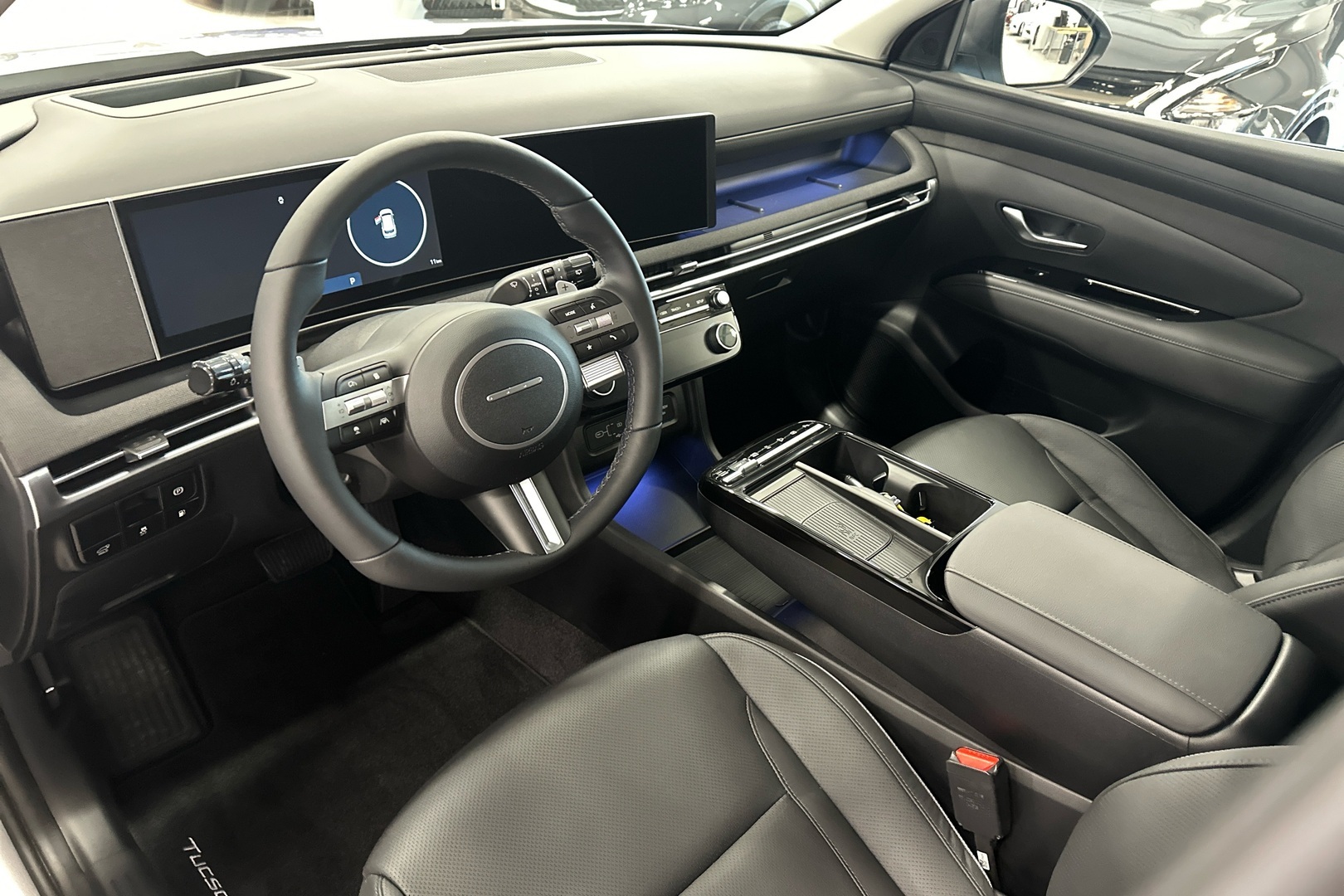 HYUNDAI TUCSON 6