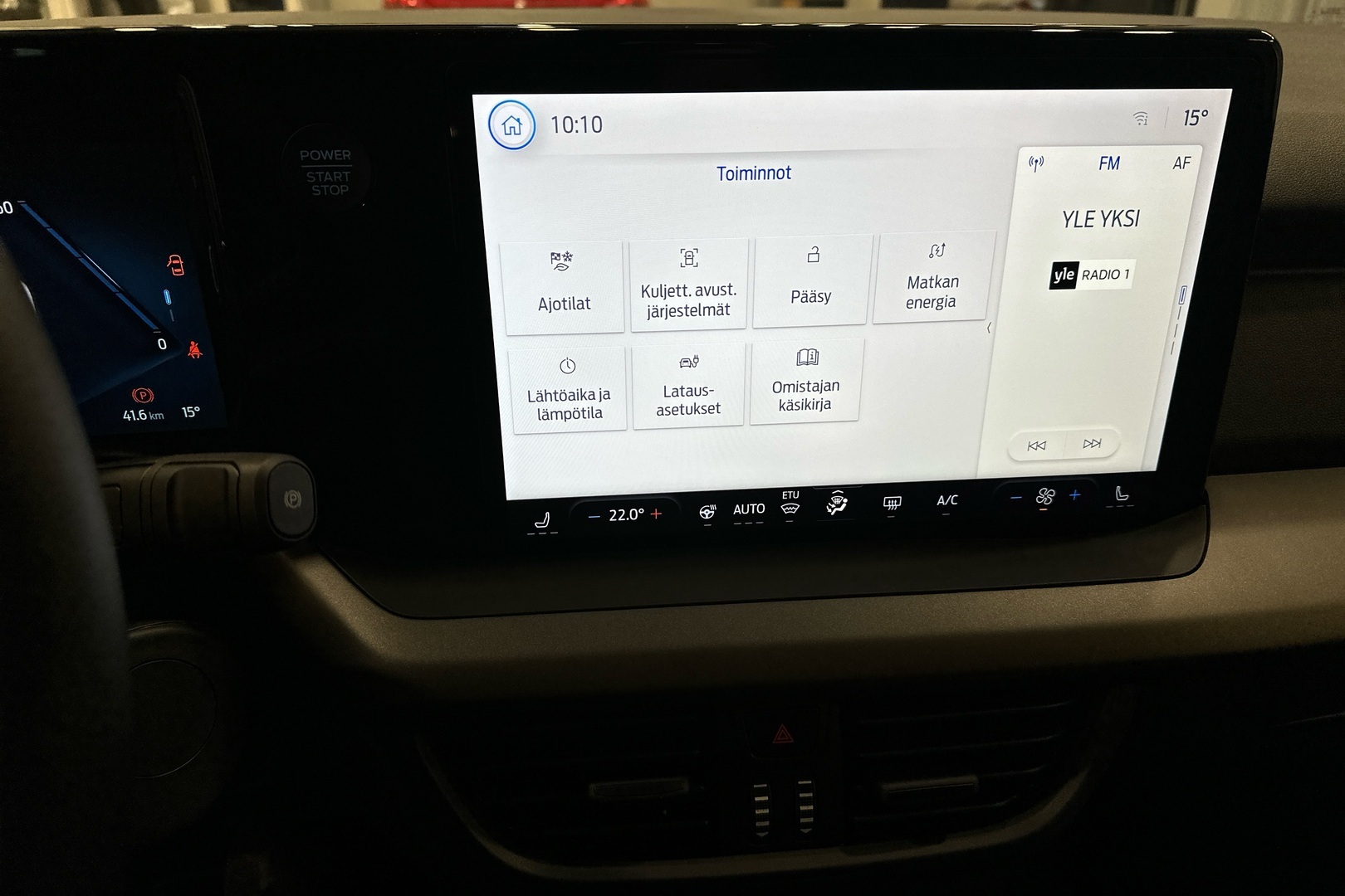 FORD Tourneo Courier 2025