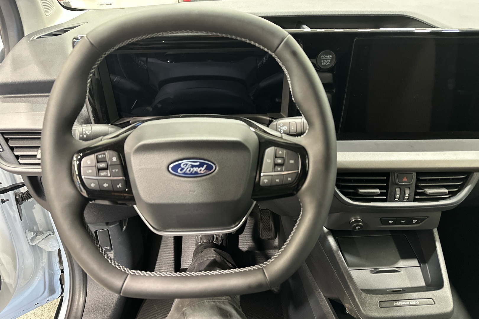 FORD Transit Courier 2025