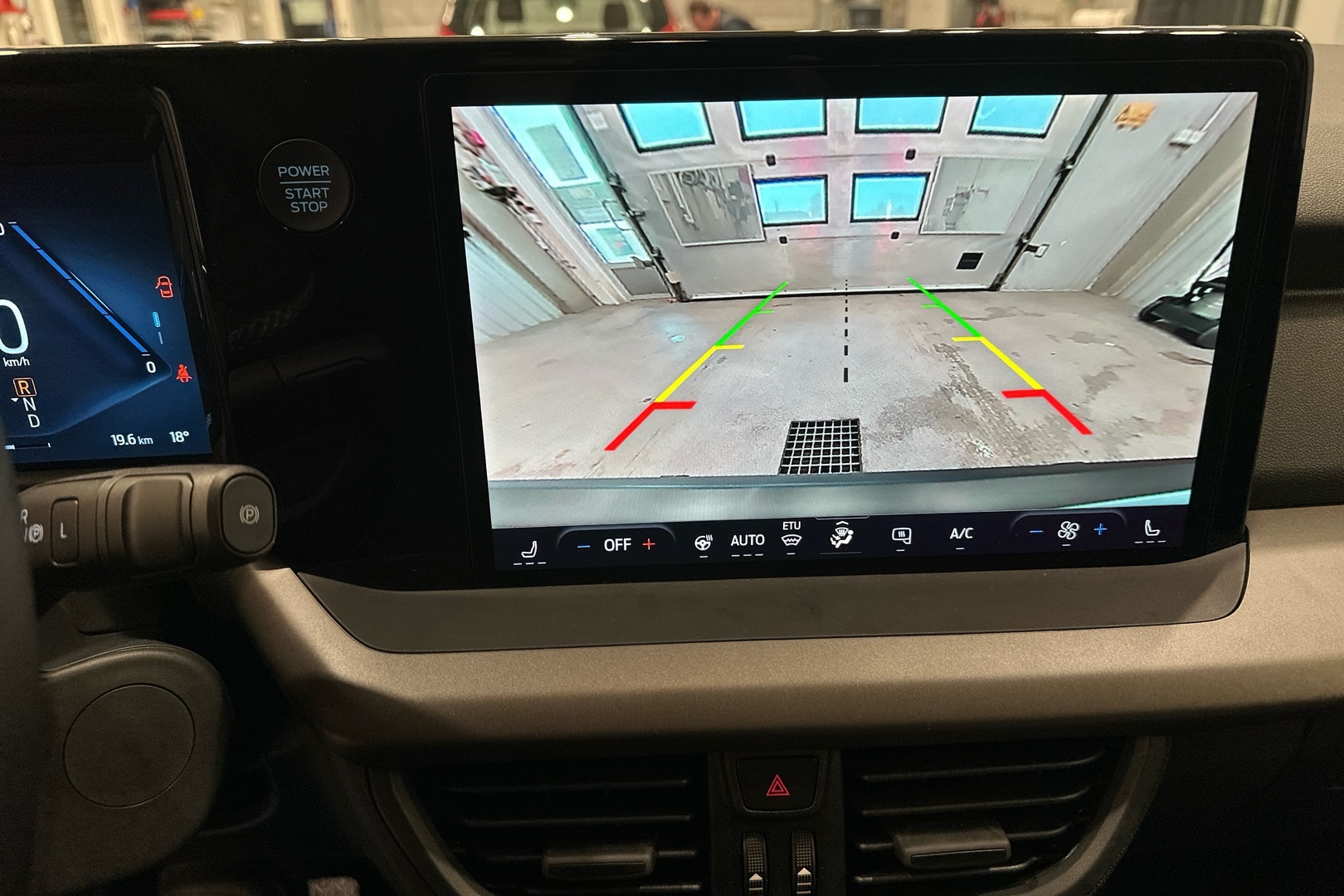 FORD Transit Courier 2025