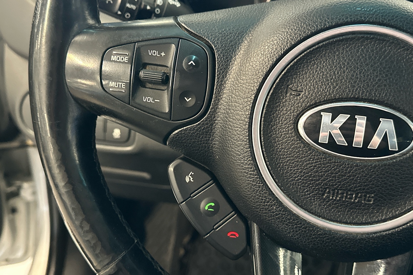 KIA Carens 2016