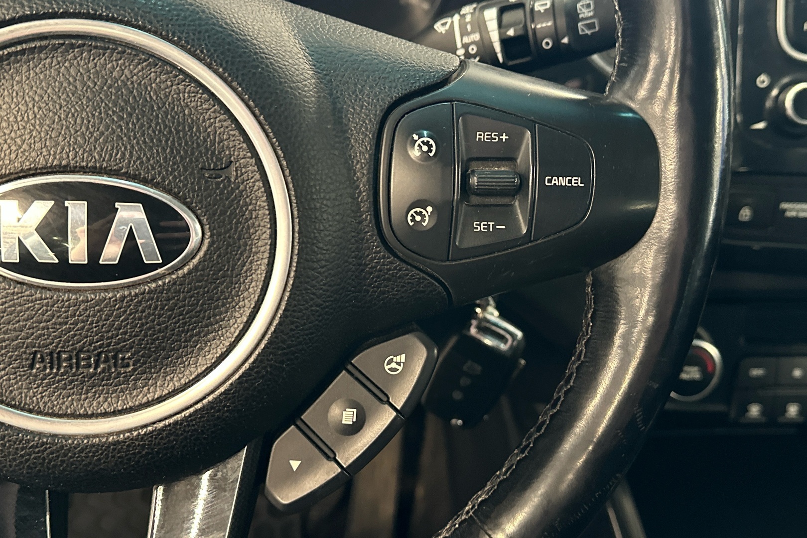 KIA Carens 2016