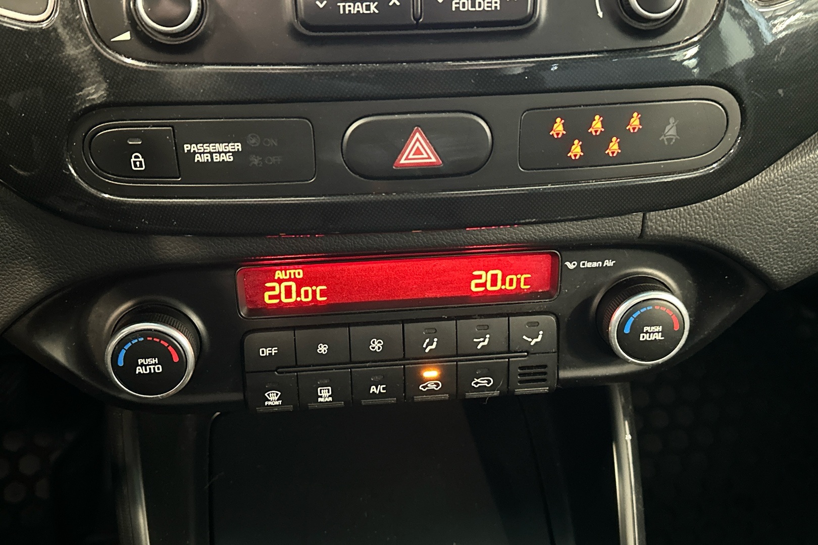 KIA Carens 2016