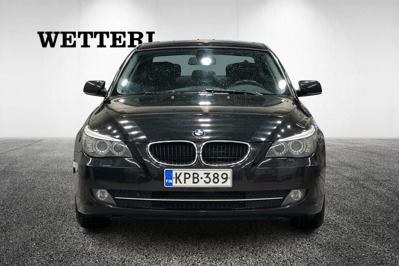BMW 520 2009