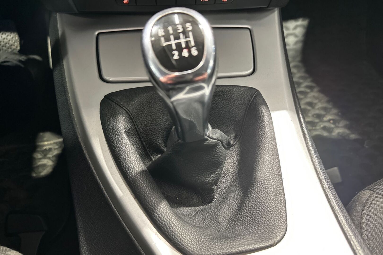 BMW 320 2008