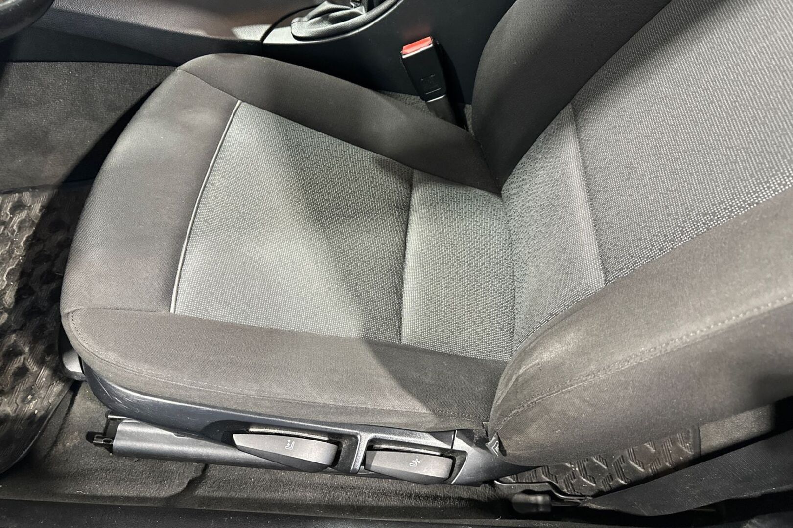 BMW 320 2008