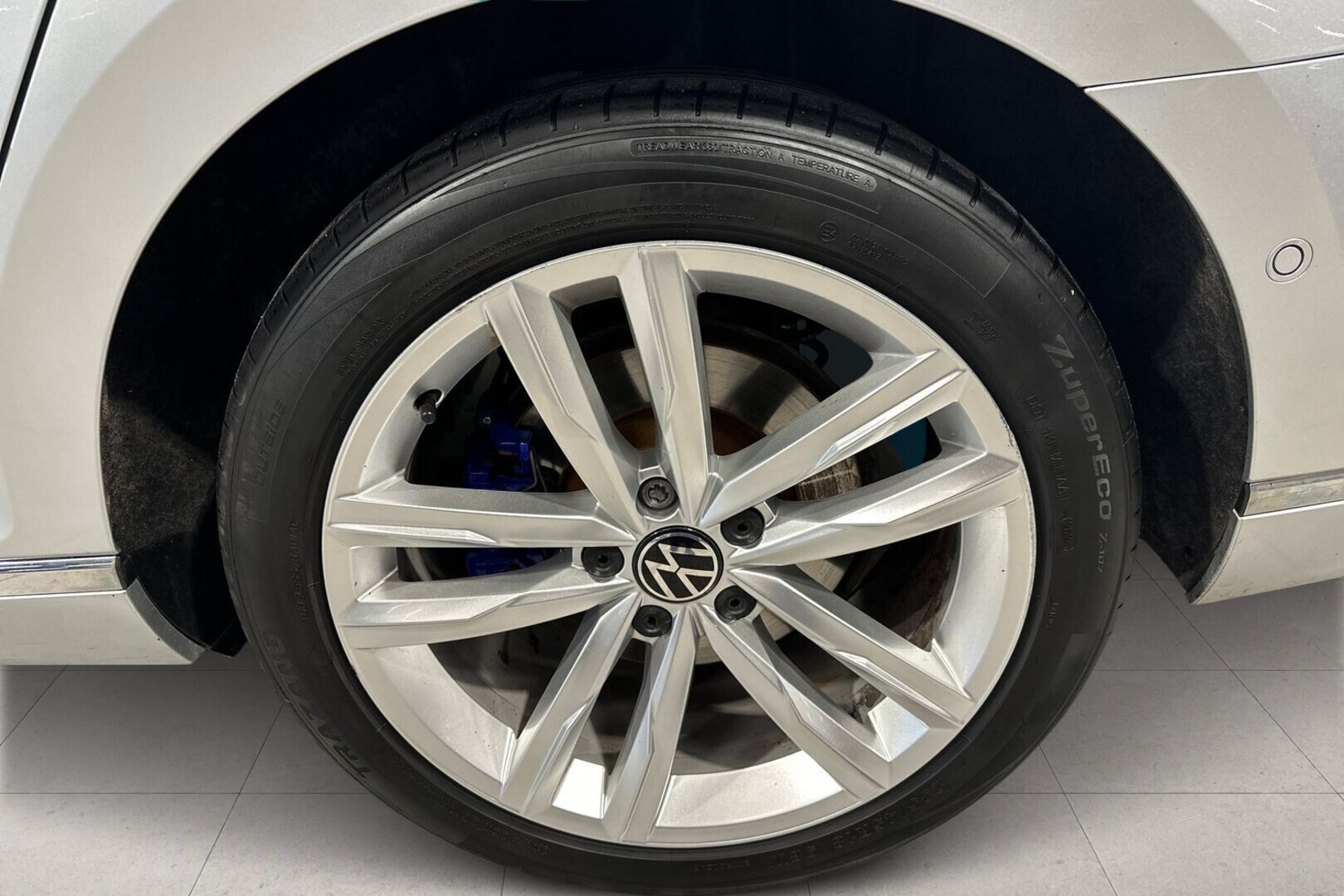 VOLKSWAGEN Passat 2021