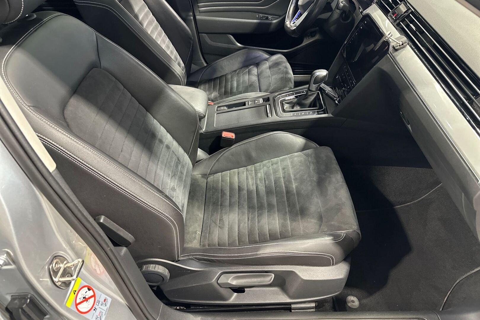 VOLKSWAGEN Passat 2021