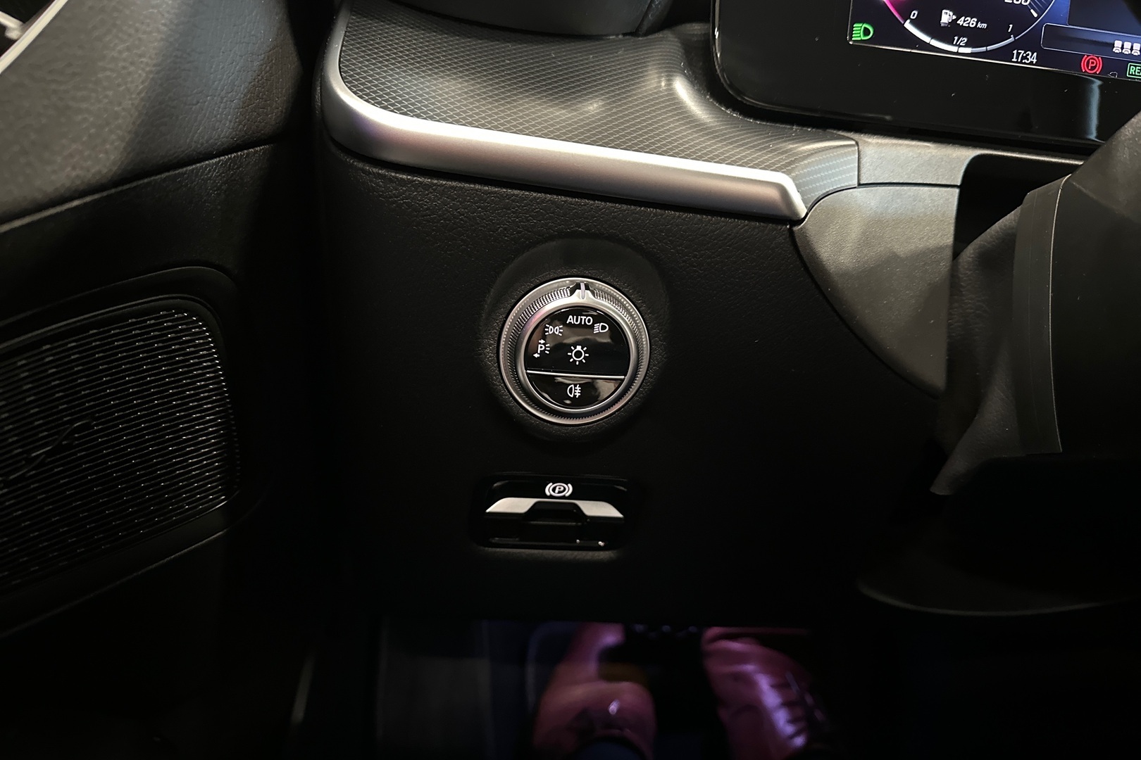 MERCEDES-BENZ C 2022