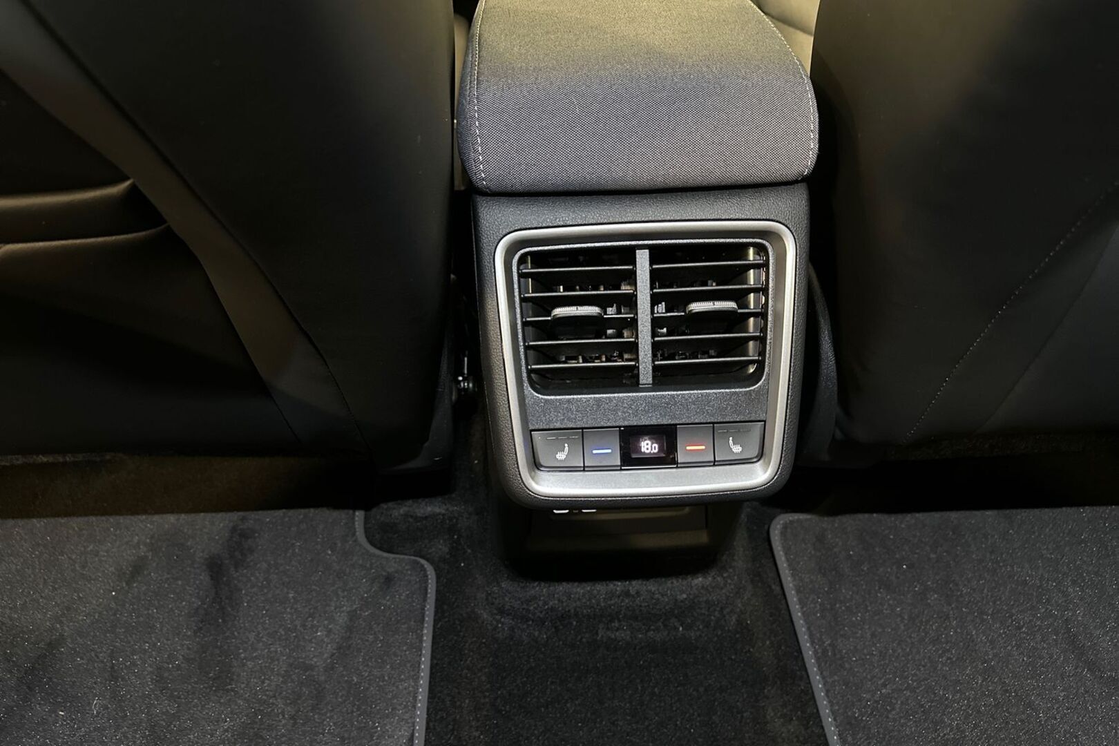 SKODA Enyaq 2026