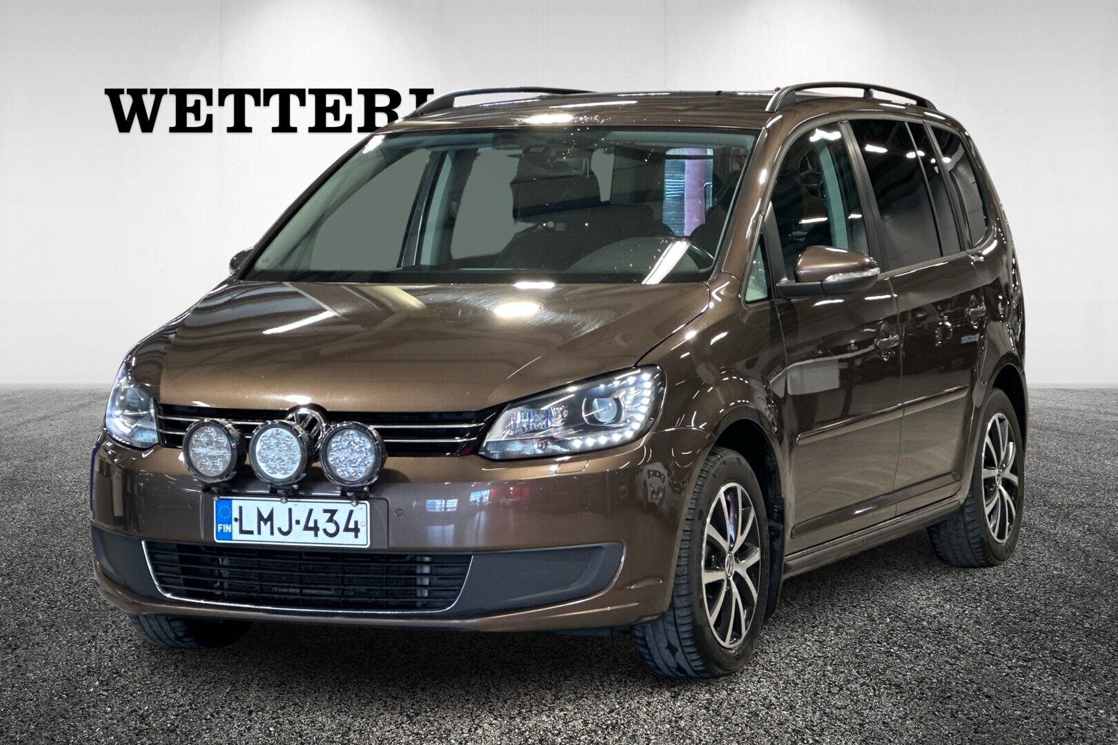 VOLKSWAGEN Touran 2013