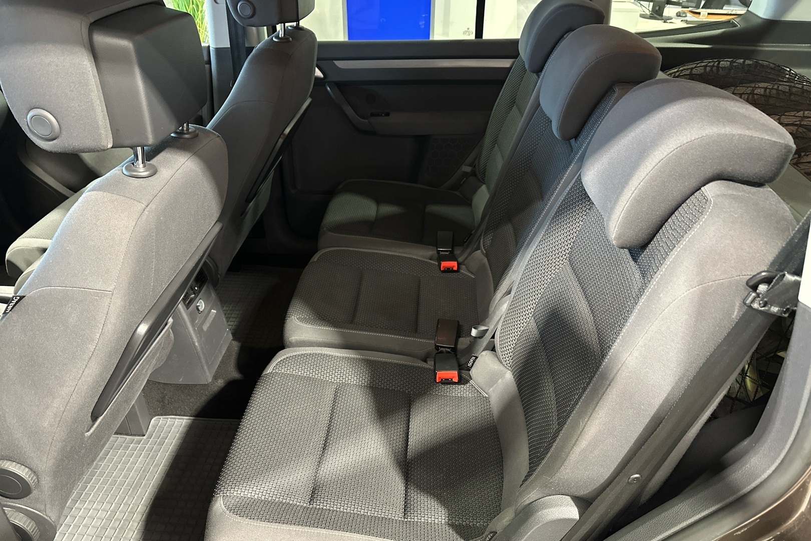 VOLKSWAGEN Touran 2013