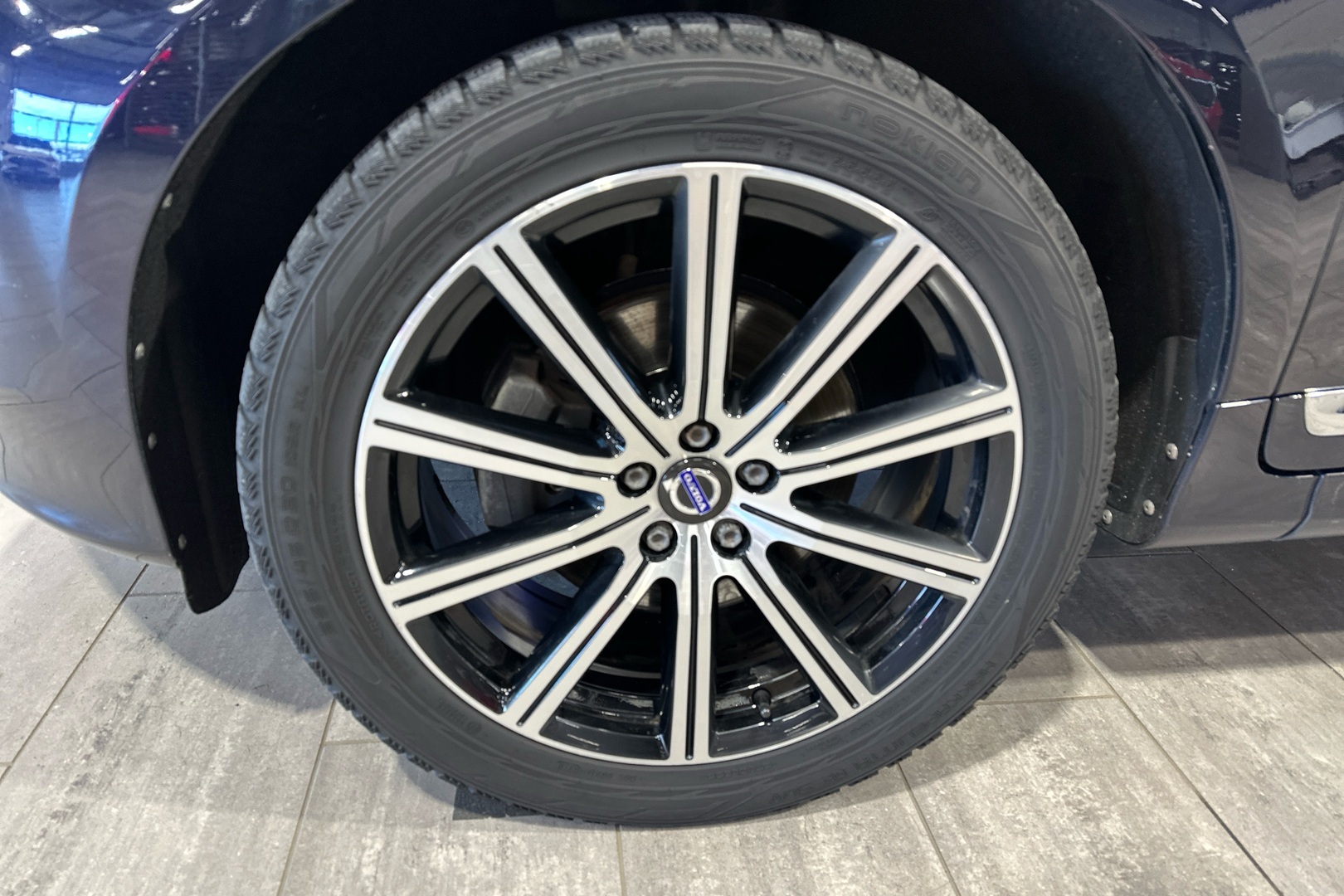 VOLVO XC60 2017