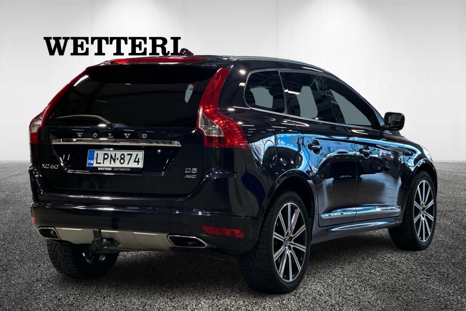 VOLVO XC60 2017