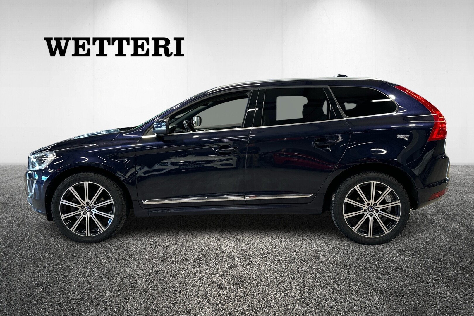 VOLVO XC60 2017