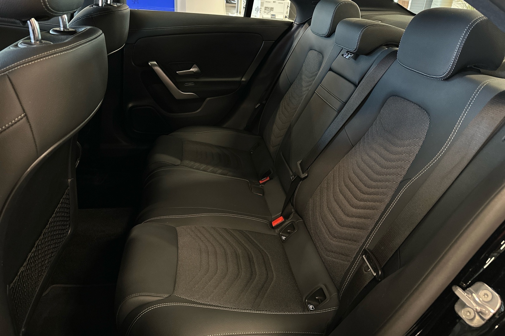 MERCEDES-BENZ CLA 2023