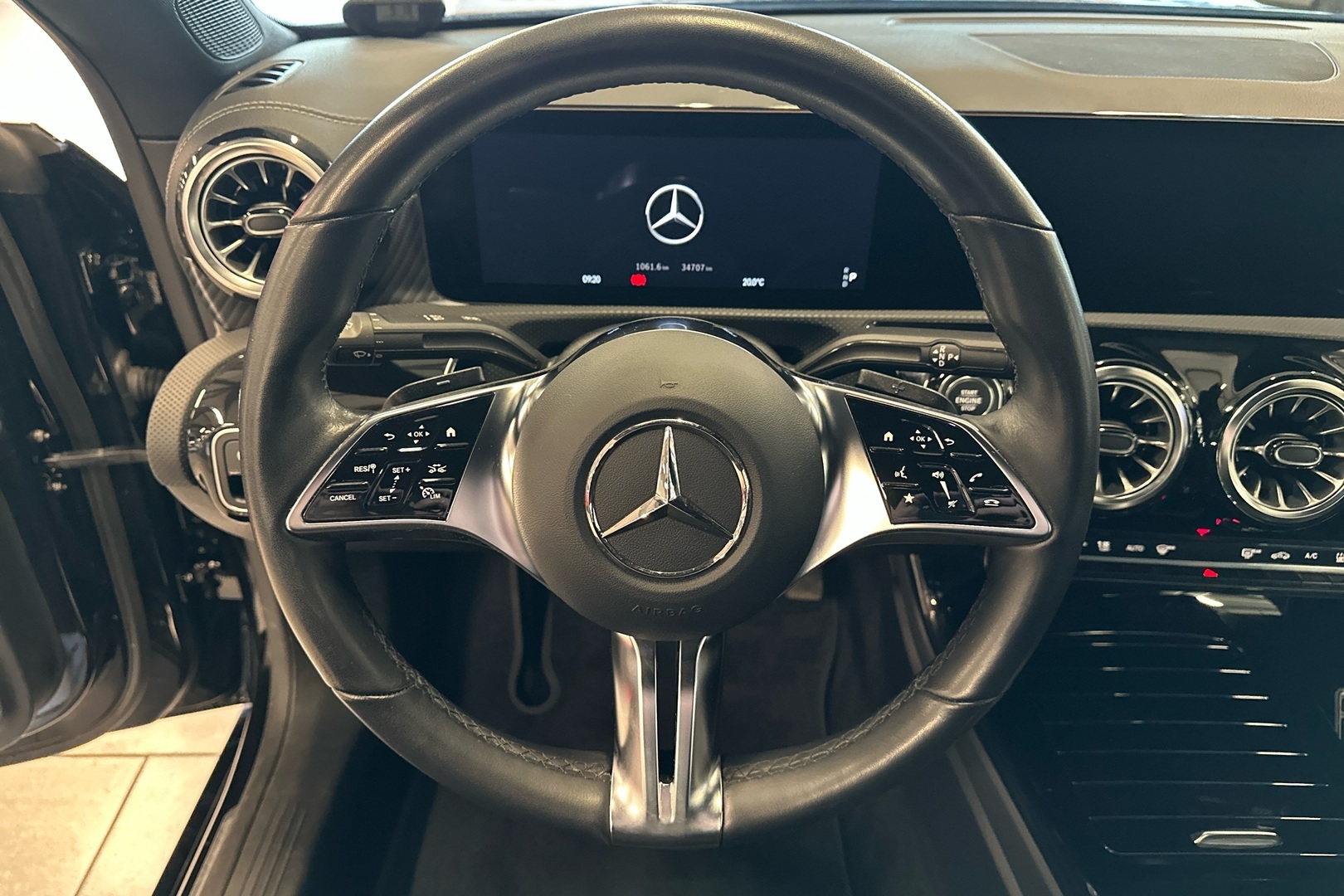 MERCEDES-BENZ CLA 2023