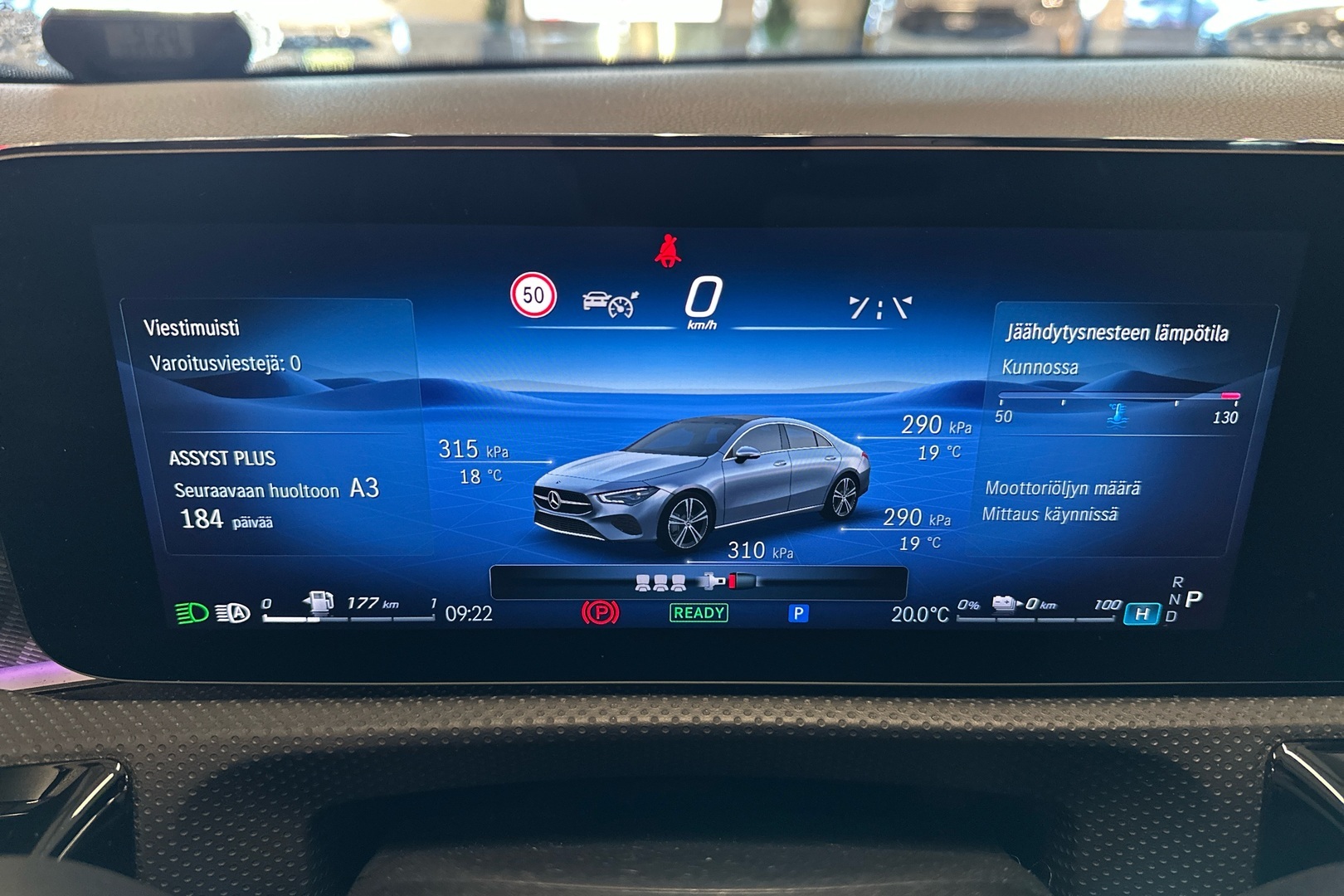 MERCEDES-BENZ CLA 2023