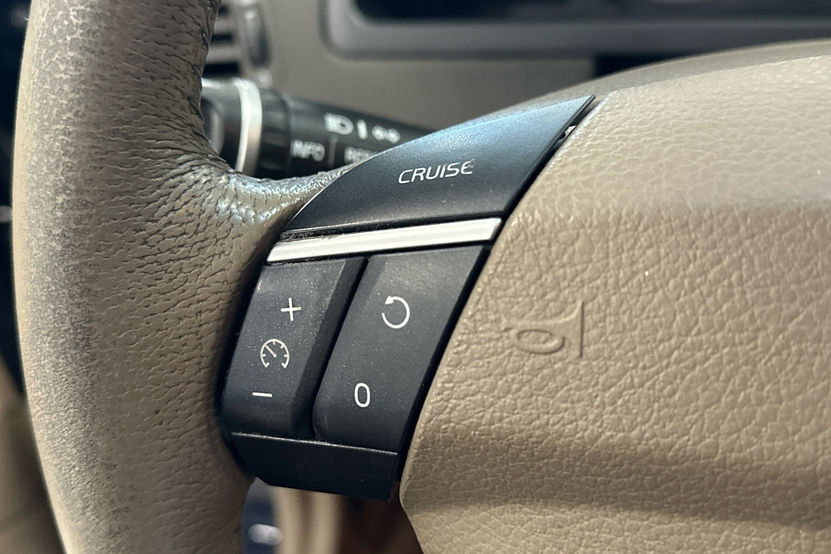 VOLVO XC90 2010
