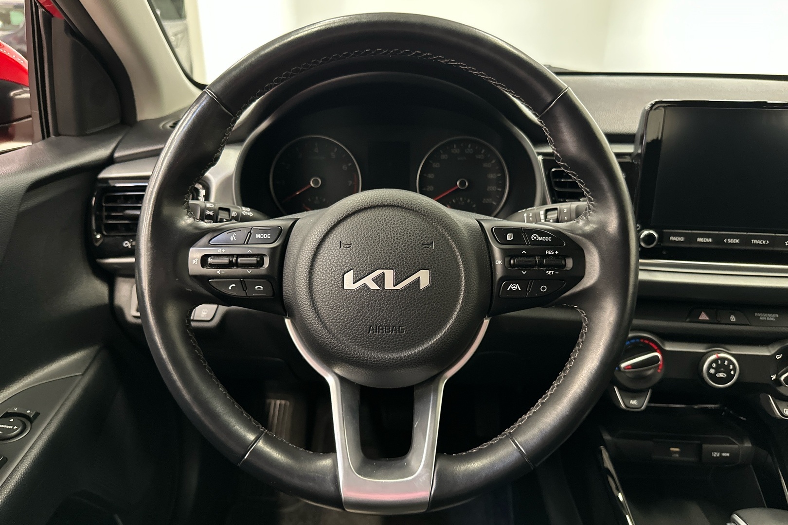 KIA Rio 12