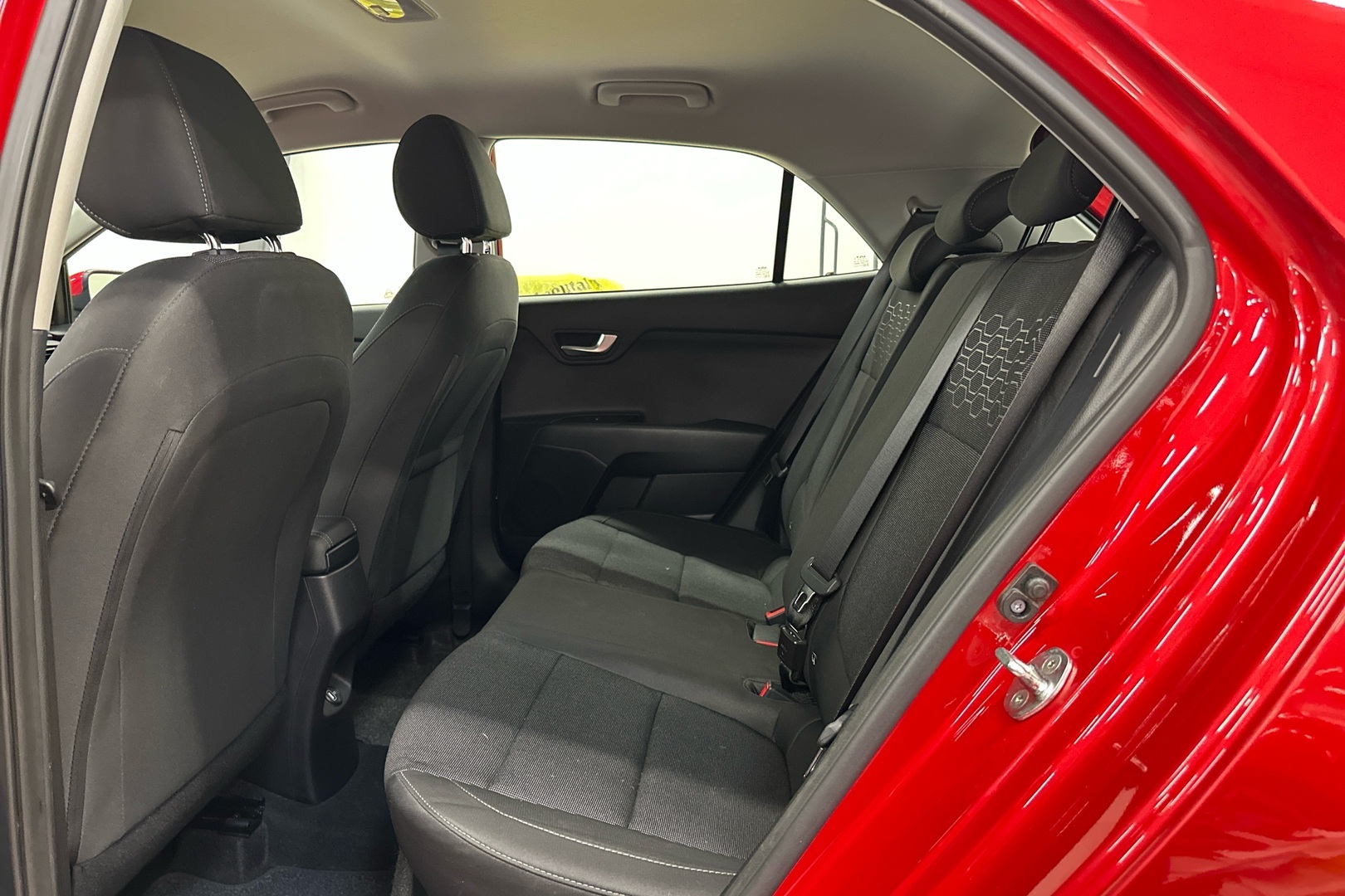KIA Rio 21