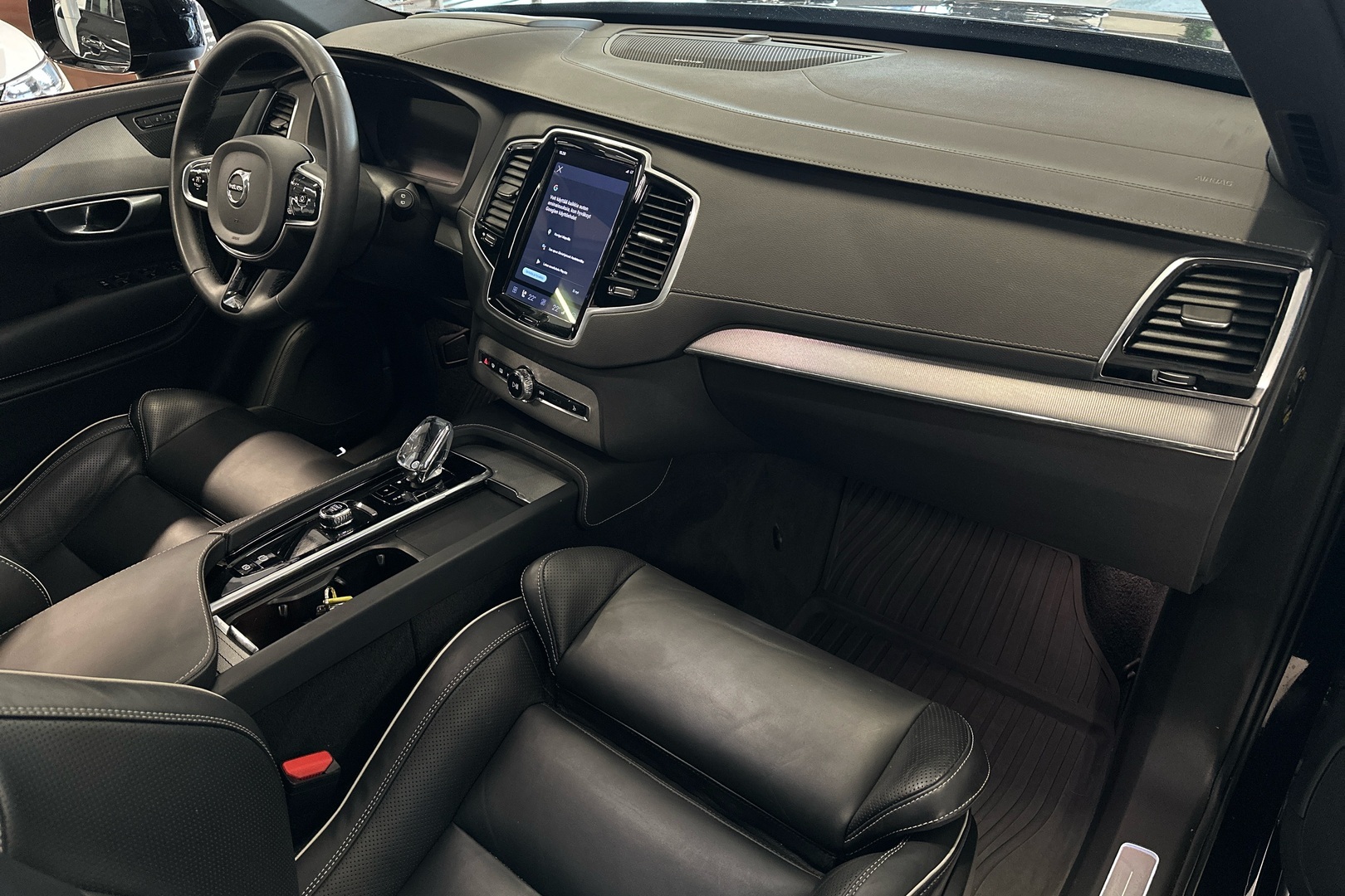 VOLVO XC90 2024