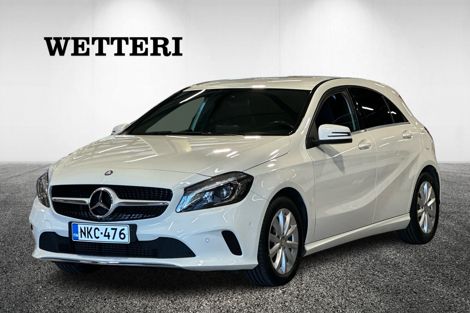 MERCEDES-BENZ A 2016