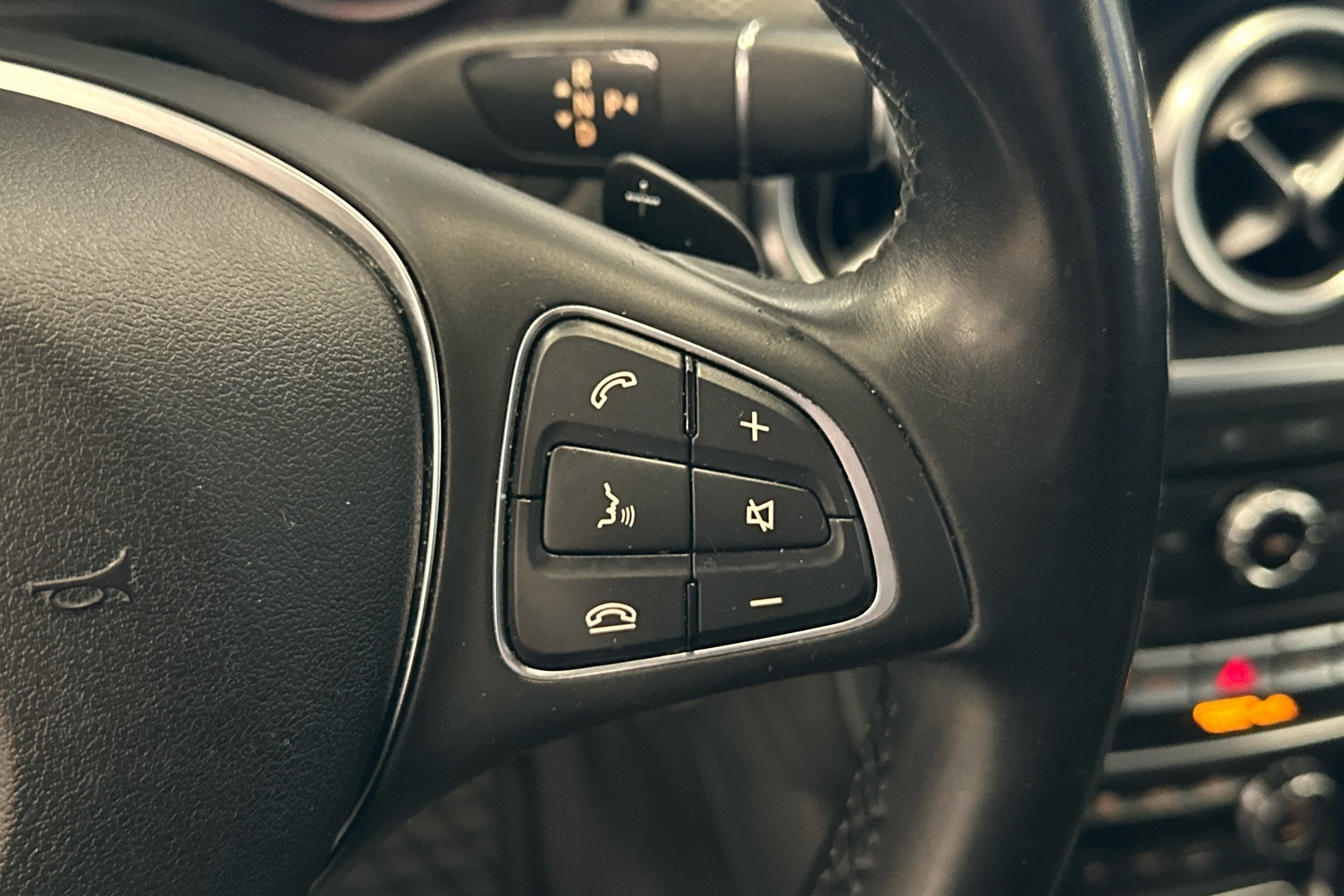 MERCEDES-BENZ A 2016