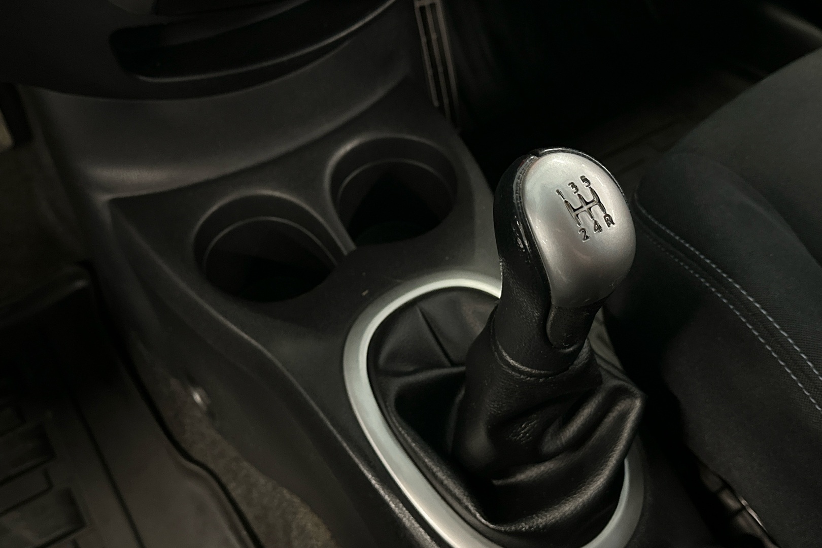 NISSAN Note 2016