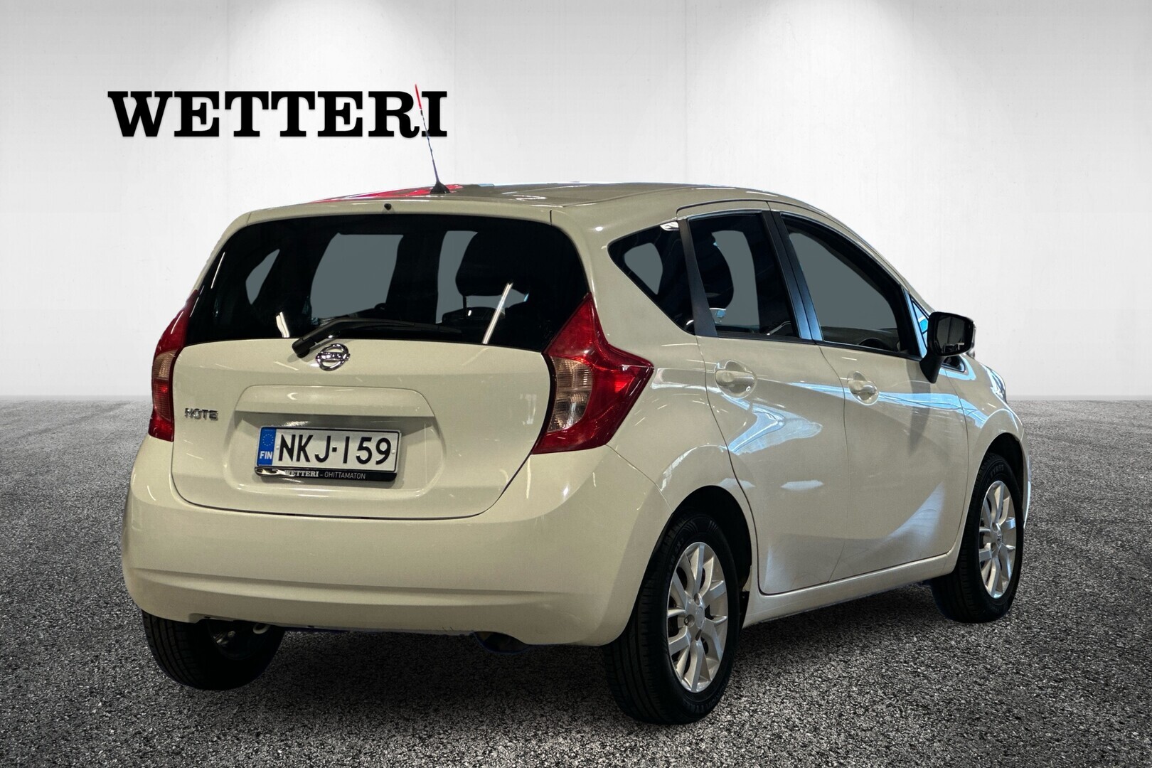 NISSAN Note 2016