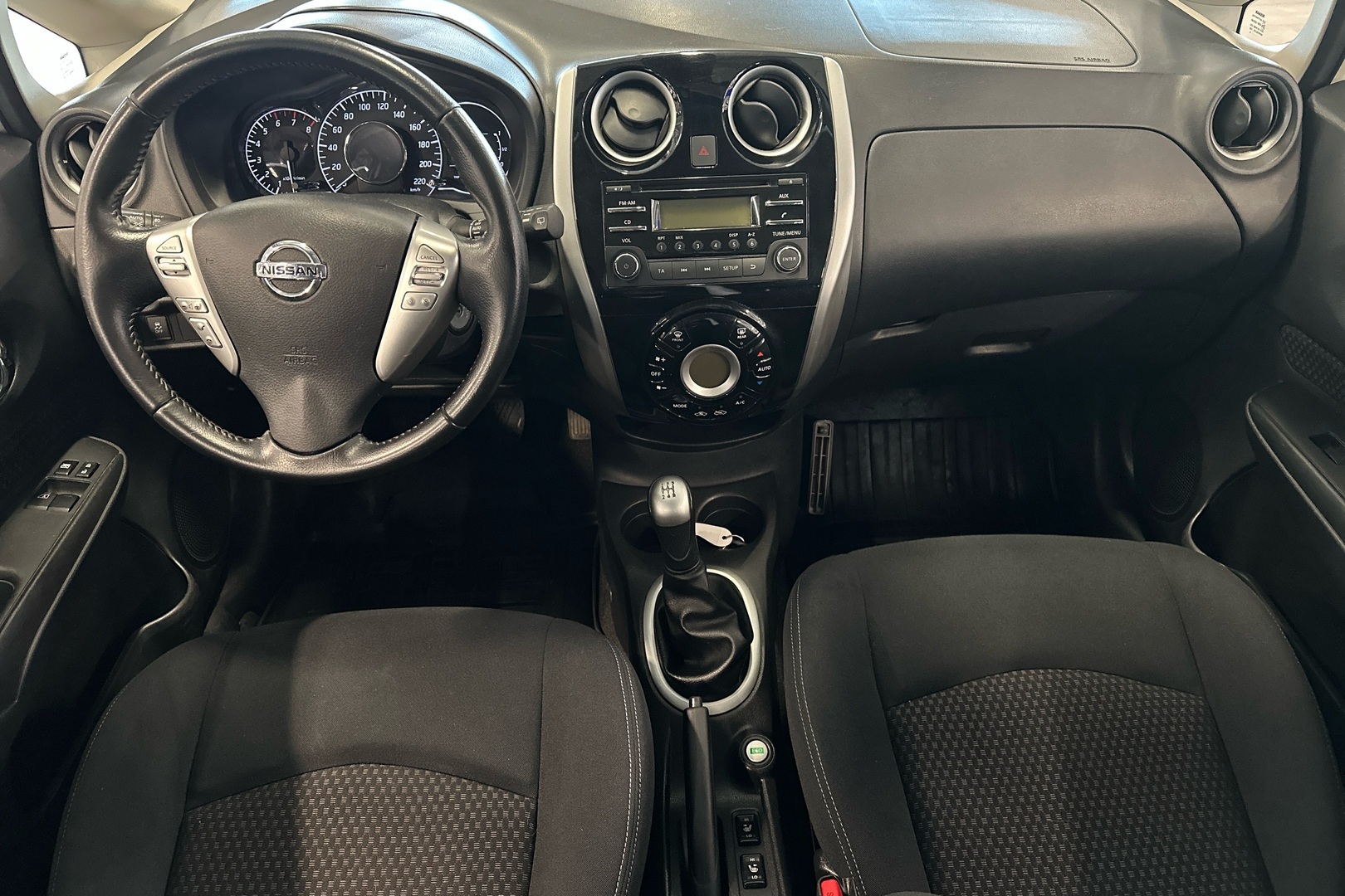 NISSAN Note 2016