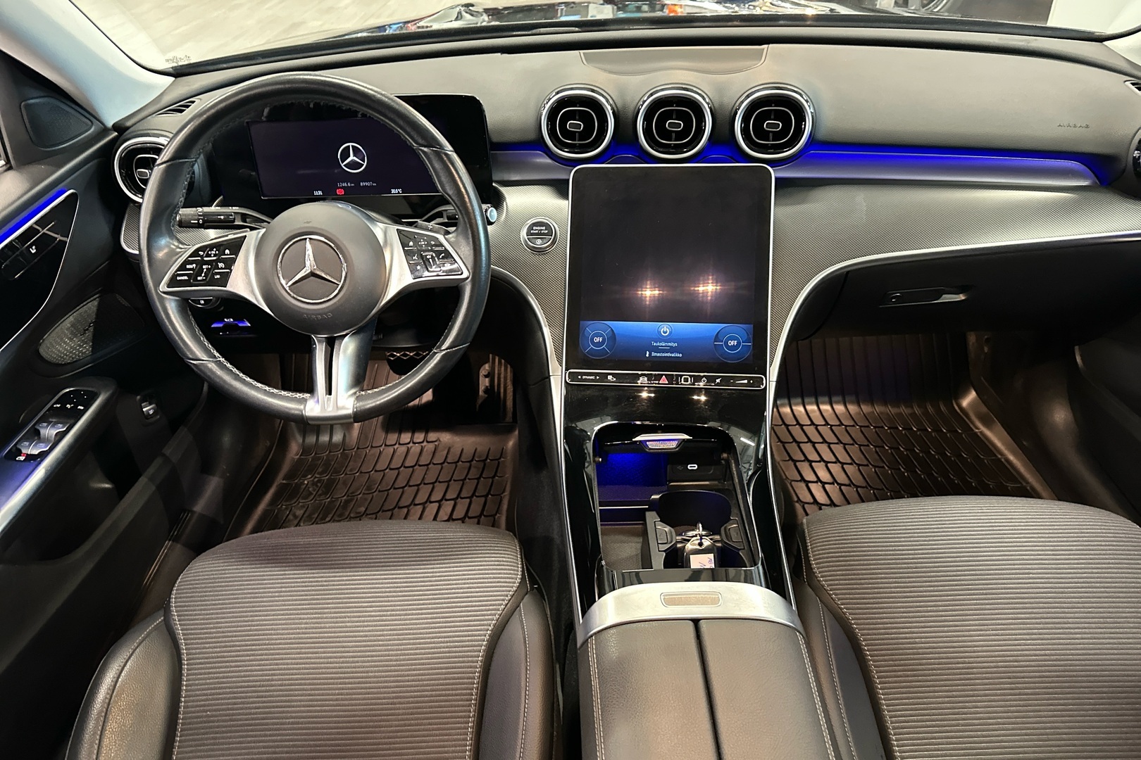 MERCEDES-BENZ C 2022